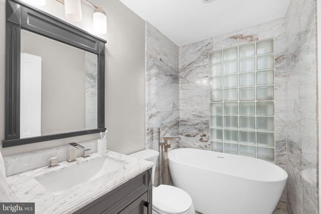 116 S PITT ST, Alexandria, VA 22314