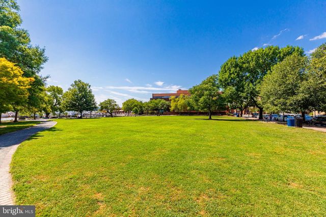 116 S PITT ST, Alexandria, VA 22314