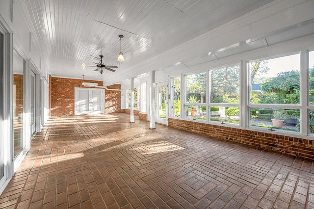 1401 Pendennis Circle, Lexington, KY 40502