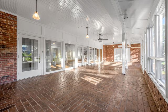 1401 Pendennis Circle, Lexington, KY 40502