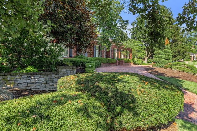 1401 Pendennis Circle, Lexington, KY 40502