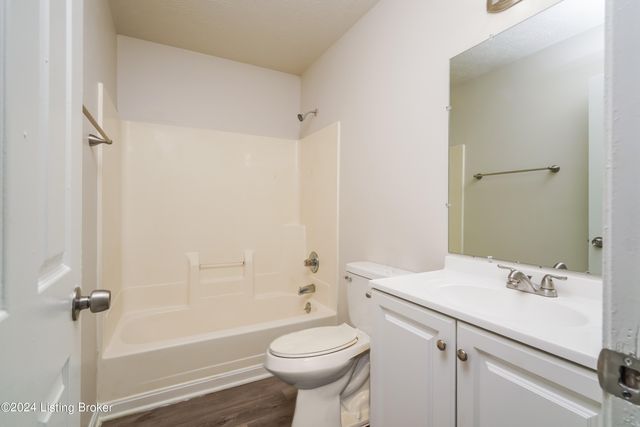 2814 W Muhammad Ali Blvd, Louisville, KY 40212