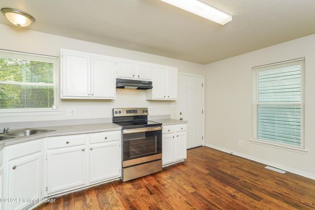 2814 W Muhammad Ali Blvd, Louisville, KY 40212