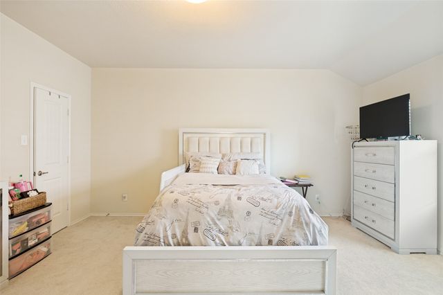 800 Canyon Place, Desoto, TX 75115