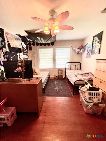 109 E Heard Street, Ganado, TX 77962