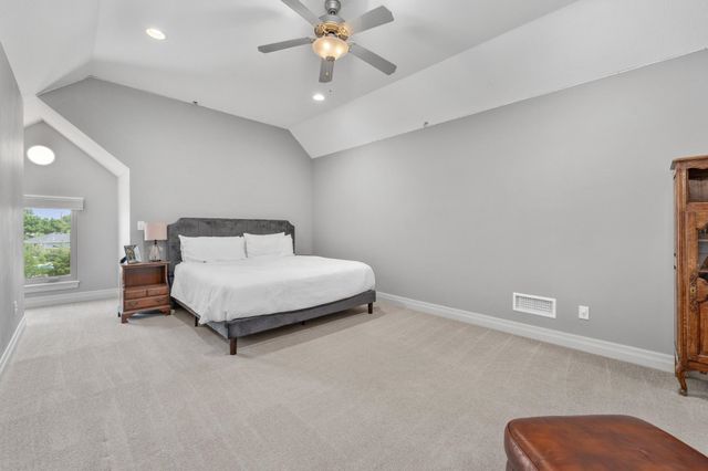 1619 N Lakeside Dr, Andover, KS 67002