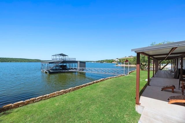 8301 County Road 300, Graham, TX 76450