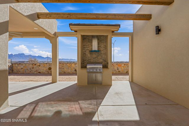 3778 Santa Julia Road, Las Cruces, NM 88012