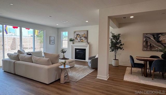 13780 Holly Oak Way, Poway, CA 92064