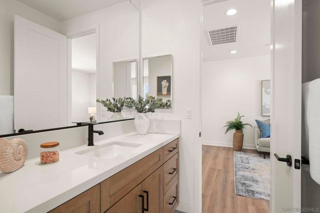 13780 Holly Oak Way, Poway, CA 92064