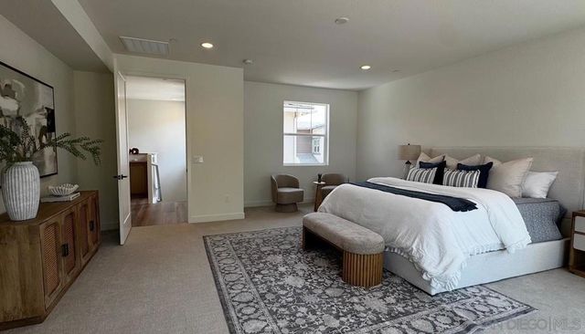13780 Holly Oak Way, Poway, CA 92064