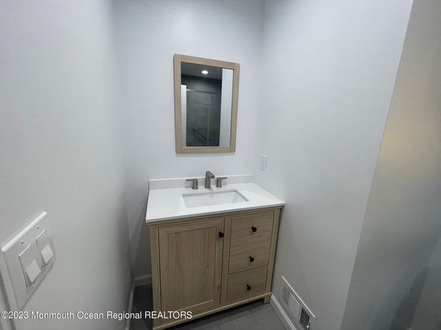 12 Greenbrier Road, Oakhurst, NJ 07755
