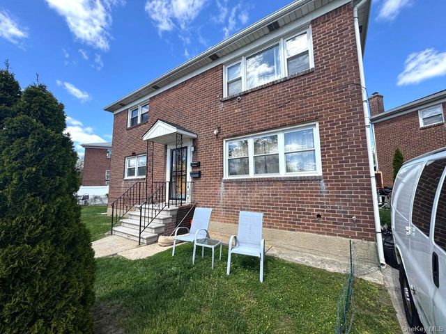 16303 22nd Avenue, Whitestone, NY 11357