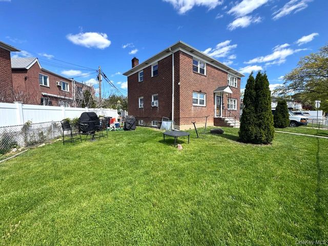 16303 22nd Avenue, Whitestone, NY 11357