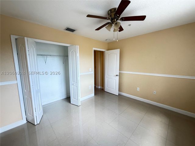 7250 NW 177th St 203-16, Hialeah, FL 33015