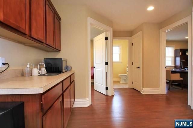 240 Grand Avenue 2nd Fl REAR, Englewood, NJ 07631