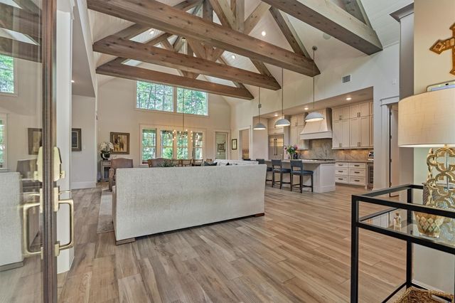 26327 Jacks Barn Rd, Montgomery, TX 77316