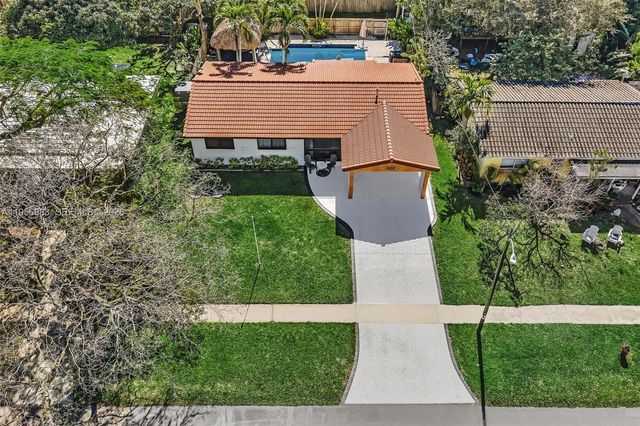 3192 Coolidge St, Hollywood, FL 33021