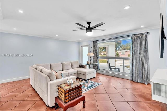 3192 Coolidge St, Hollywood, FL 33021