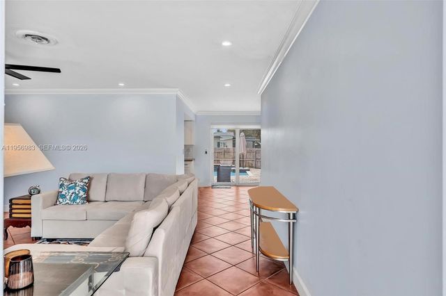 3192 Coolidge St, Hollywood, FL 33021