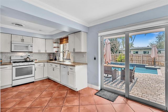 3192 Coolidge St, Hollywood, FL 33021