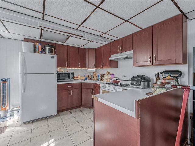 20-25 26th Street, Astoria, NY 11105
