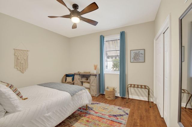 320 Via Villagio, Hypoluxo, FL 33462