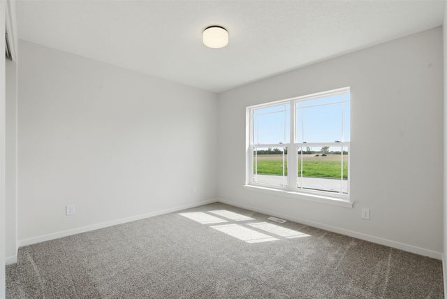 5752 Wall Street, Waterloo, IA 50701