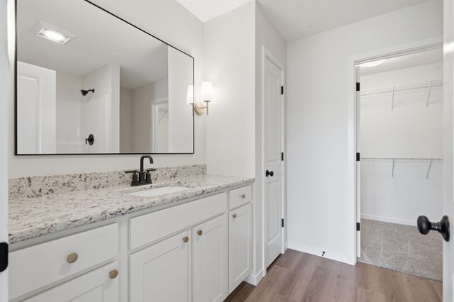 5752 Wall Street, Waterloo, IA 50701