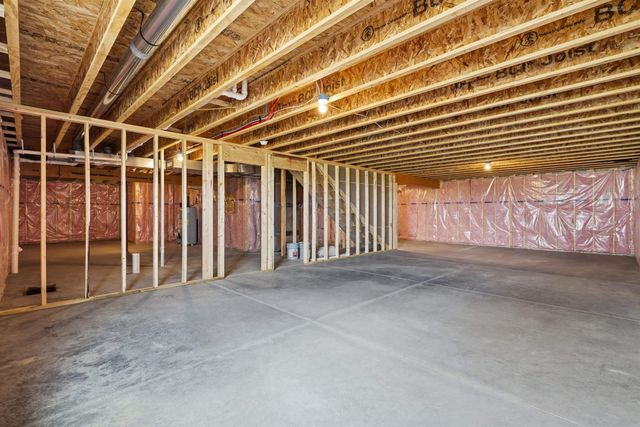 5752 Wall Street, Waterloo, IA 50701