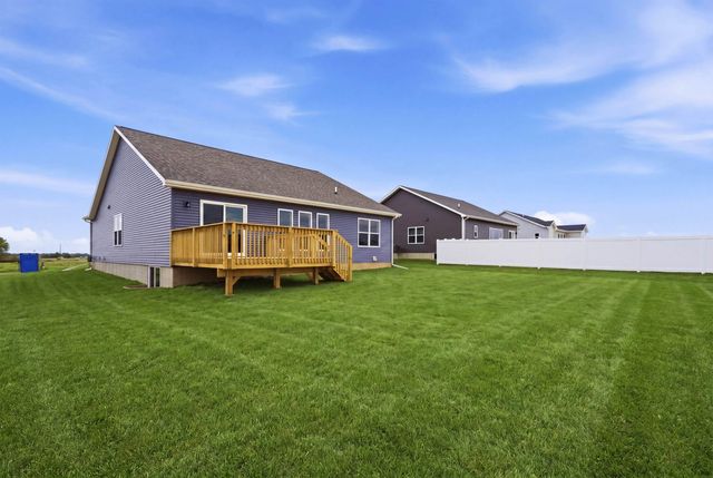 5752 Wall Street, Waterloo, IA 50701