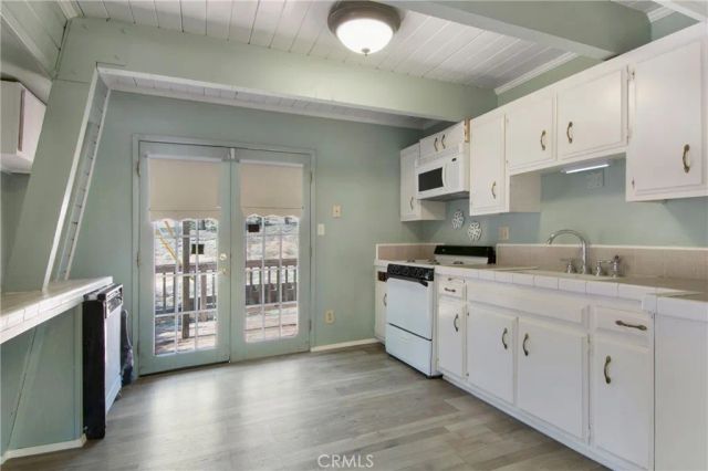 720 Maryland Road, Big Bear Lake, CA 92315