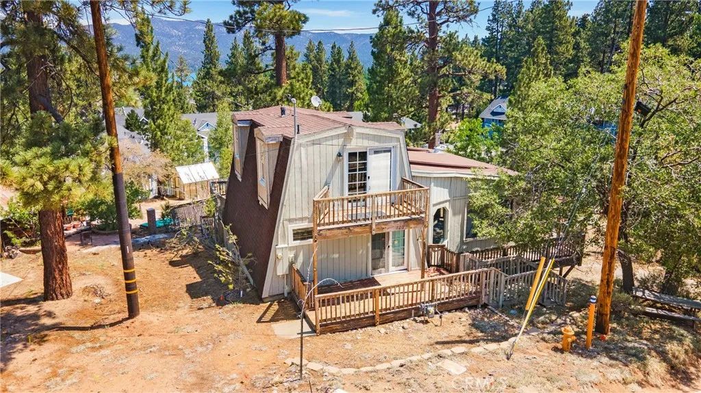 720 Maryland Road, Big Bear Lake, CA 92315