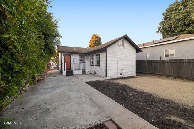 1244 Nadeau Street, Los Angeles, CA 90001