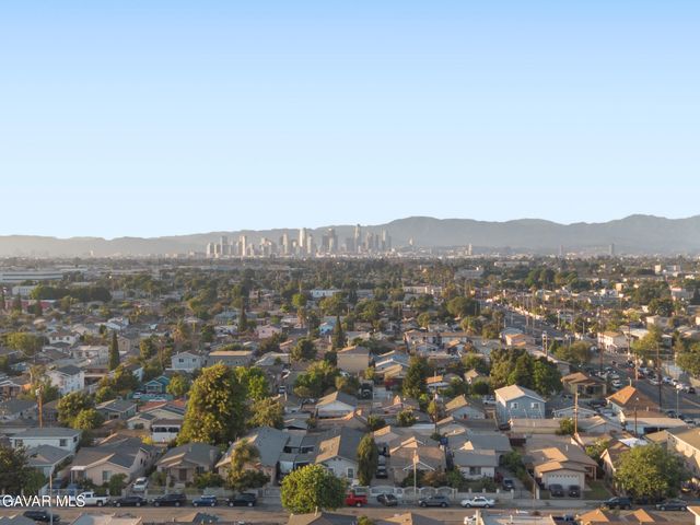 1244 Nadeau Street, Los Angeles, CA 90001