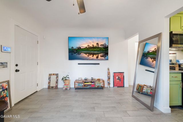 1244 Nadeau Street, Los Angeles, CA 90001