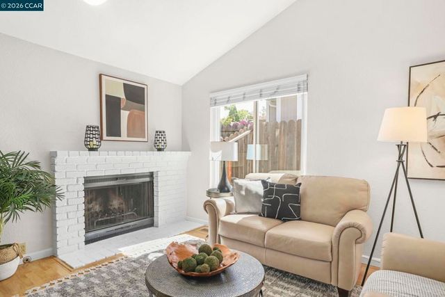 1431 Ridgewood Dr, Martinez, CA 94553