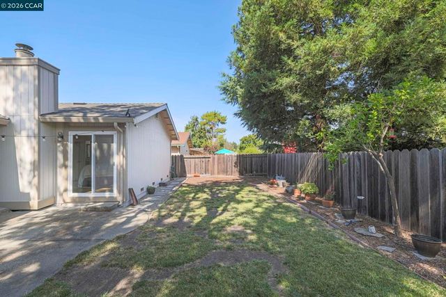 1431 Ridgewood Dr, Martinez, CA 94553