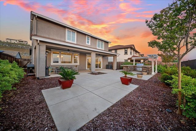 3329 Jackrabbit Ct, Folsom, CA 95630