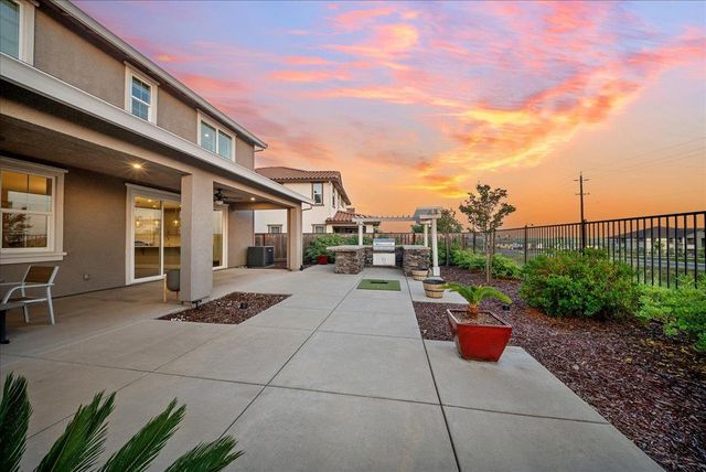 3329 Jackrabbit Ct, Folsom, CA 95630