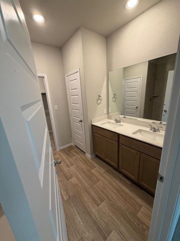 2615 Derwent DR, Pflugerville, TX 78660