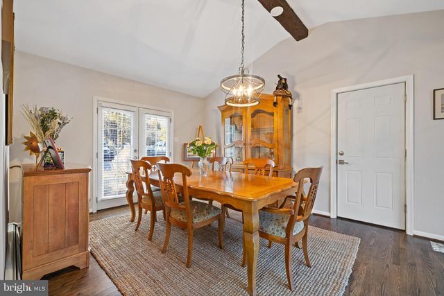 6159 FISHERS STATION RD, Lothian, MD 20711