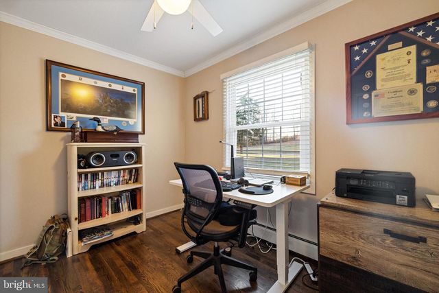 6159 FISHERS STATION RD, Lothian, MD 20711