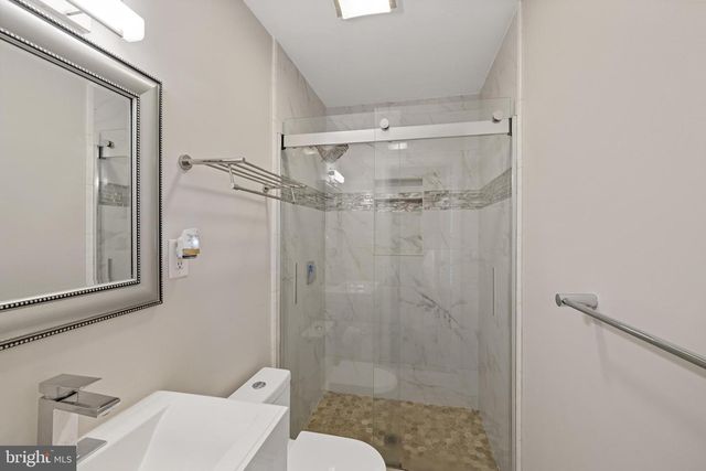 6159 FISHERS STATION RD, Lothian, MD 20711