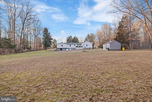 6159 FISHERS STATION RD, Lothian, MD 20711