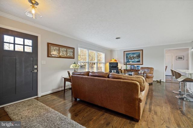 6159 FISHERS STATION RD, Lothian, MD 20711