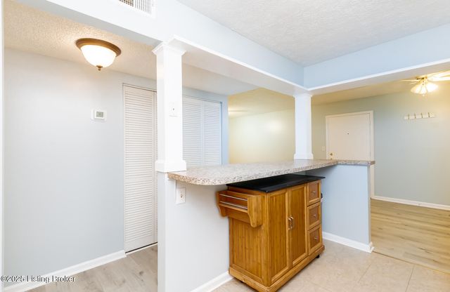 7052 Wildwood Cir 107, Louisville, KY 40291