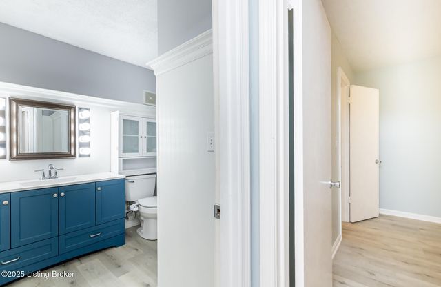 7052 Wildwood Cir 107, Louisville, KY 40291