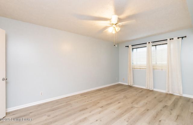 7052 Wildwood Cir 107, Louisville, KY 40291