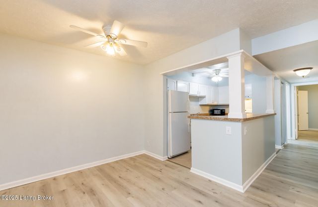 7052 Wildwood Cir 107, Louisville, KY 40291